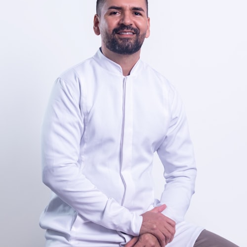 Dr. Julien Laurent